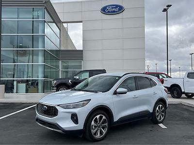 Used 2025 Ford Escape - photo 1