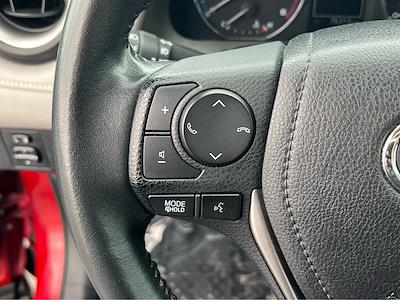 Used 2016 Toyota RAV4 - photo 1