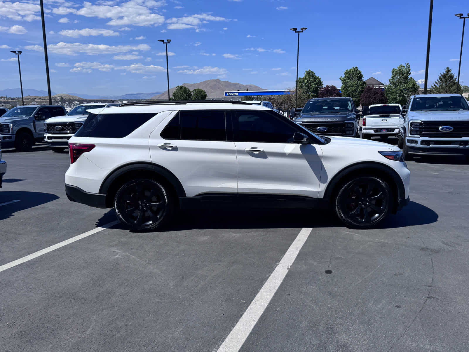Used 2023 Ford Explorer - photo 7