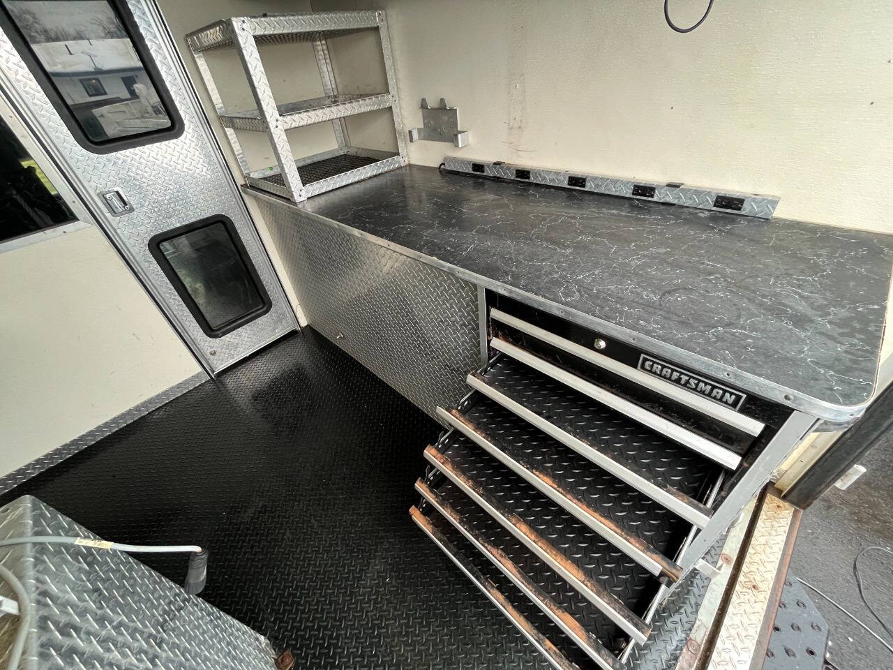 Used 2014 Ford E-450 - photo 14