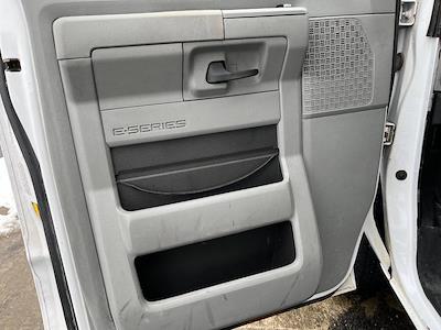 Used 2014 Ford E-450 - photo 1