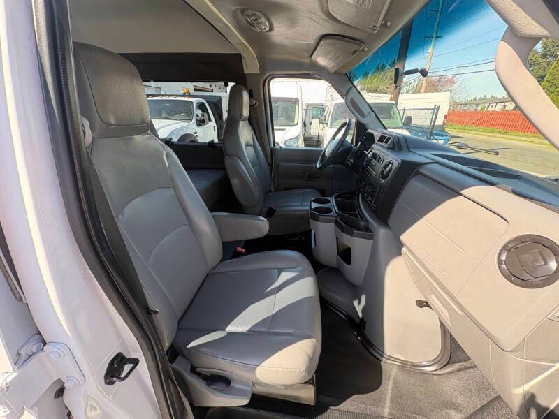 Used 2011 Ford E-250 - photo 12