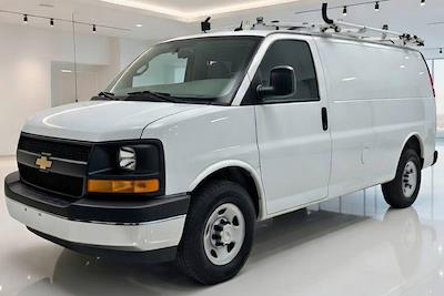 Used 2015 Chevrolet Express 2500 - photo 1
