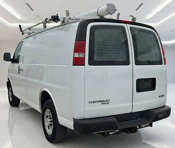 Used 2015 Chevrolet Express 2500 - photo 1