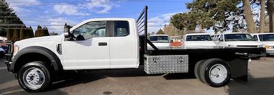 Used 2017 Ford F-550 Super Cab Flatbed Truck for sale #1FD0X5HY9HEE29408 - photo 1