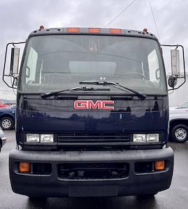 Used 2002 GMC T7500 - photo 1
