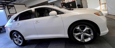 Used 2010 Toyota Venza for sale #4T3ZK3BB4AU025661 - photo 2