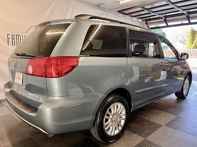 Used 2008 Toyota Sienna - photo 1