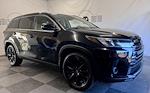 Used 2019 Toyota Highlander SE for sale #5TDJZRFHXKS624089 - photo 3