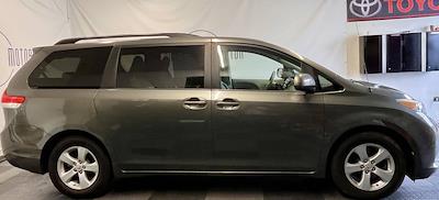 Used 2012 Toyota Sienna - photo 1