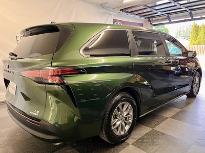 Used 2021 Toyota Sienna LE Minivan for sale #5TDKRKEC2MS019312 - photo 2