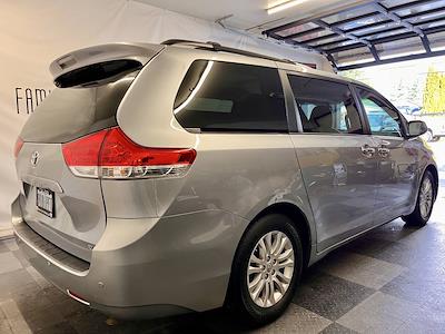 Used 2011 Toyota Sienna - photo 1