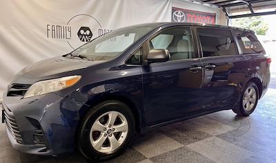 Used 2019 Toyota Sienna L Minivan for sale #5TDZZ3DC1KS010023 - photo 1