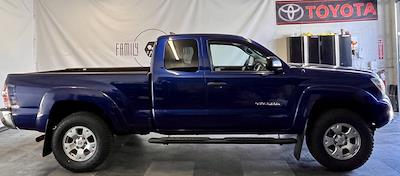Used 2015 Toyota Tacoma - photo 1