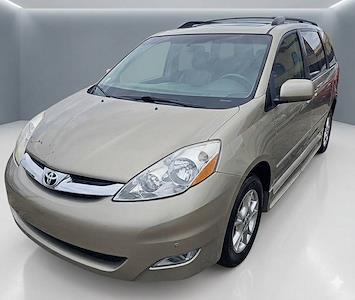 Used 2006 Toyota Sienna - photo 1
