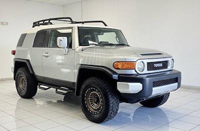 Used 2010 Toyota FJ Cruiser Base for sale #JTEBU4BF6AK088415 - photo 1