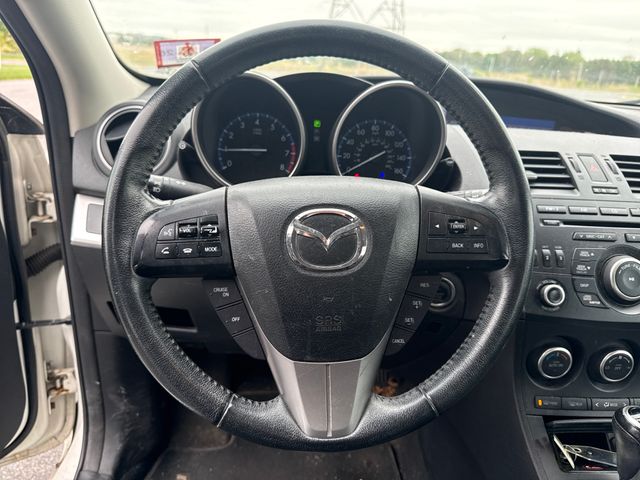 Used 2013 Mazda3 - photo 19