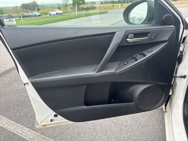Used 2013 Mazda3 - photo 22