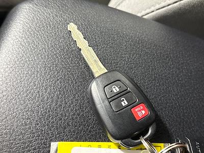 Used 2019 Toyota Tacoma - photo 1