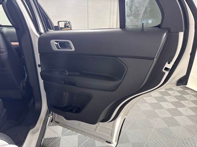 Used 2013 Ford Explorer - photo 24