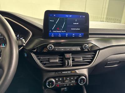 Used 2022 Ford Escape - photo 1