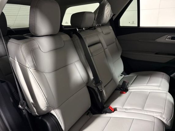 New 2026 Ford Explorer - photo 16
