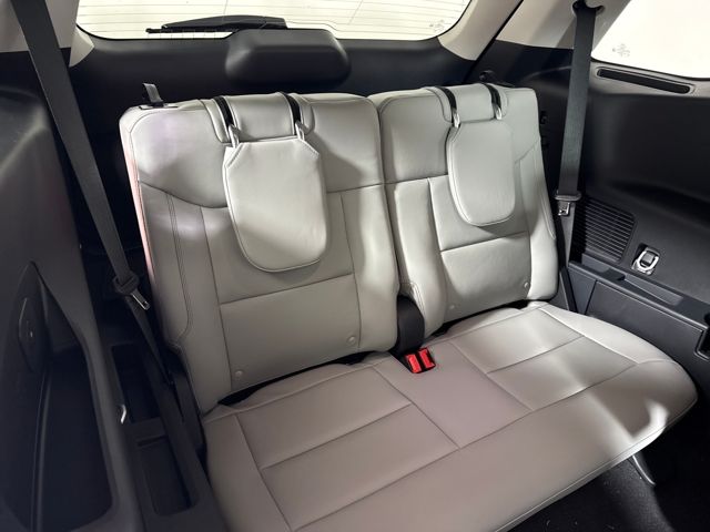 New 2026 Ford Explorer - photo 17