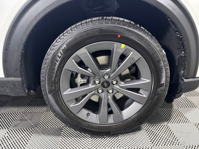 New 2026 Ford Explorer - photo 13