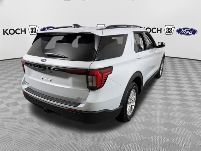 New 2026 Ford Explorer - photo 2