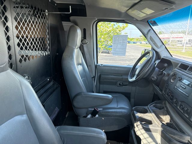 Used 2013 Ford E-250 - photo 13