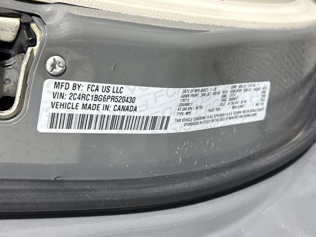 Used 2023 Chrysler Pacifica - photo 24