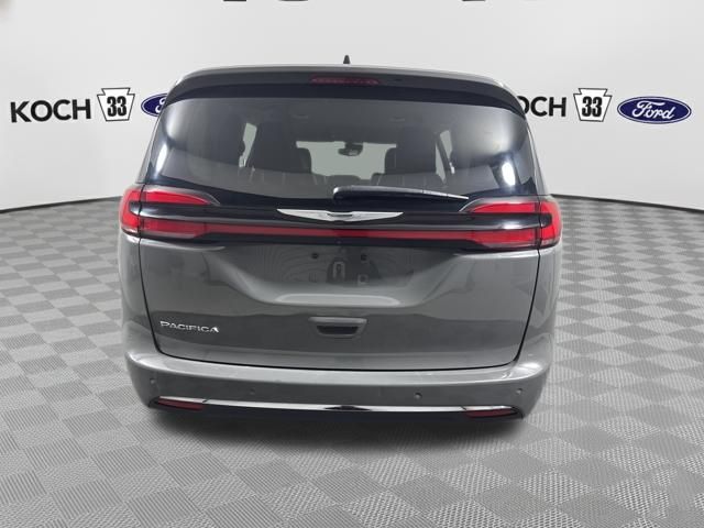 Used 2023 Chrysler Pacifica - photo 15