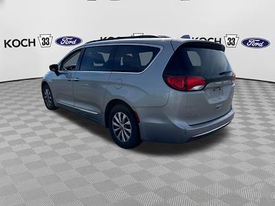 2017 Chrysler Pacifica FWD Minivan for sale #FP14094A - photo 2