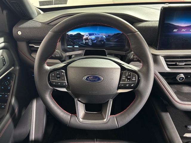 Used 2025 Ford Explorer - photo 25