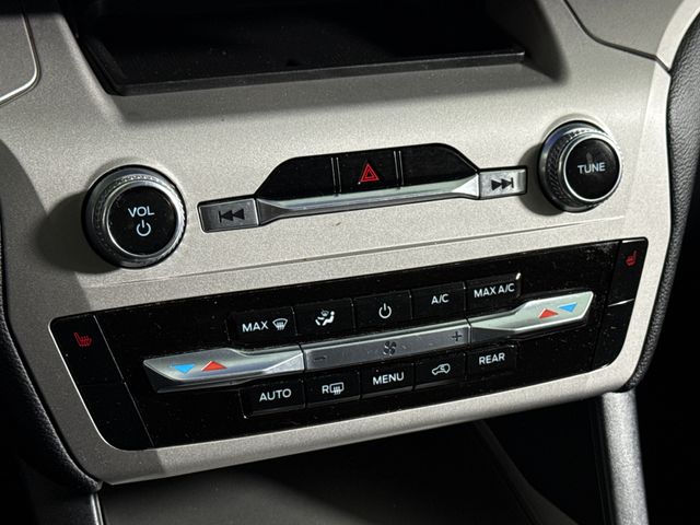 Used 2023 Ford Explorer - photo 35
