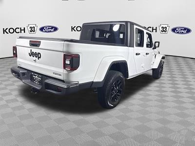 Used 2021 Jeep Gladiator - photo 1