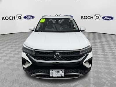 Used 2022 Volkswagen Taos - photo 1