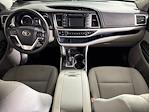 2018 Toyota Highlander FWD SUV for sale #T64066A - photo 21