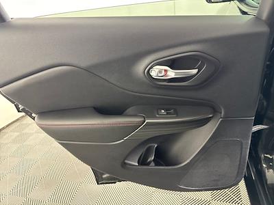 Used 2016 Jeep Cherokee - photo 1