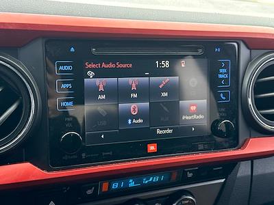 Used 2017 Toyota Tacoma - photo 1