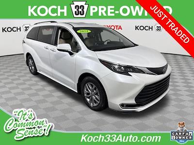 Used 2024 Toyota Sienna - photo 1
