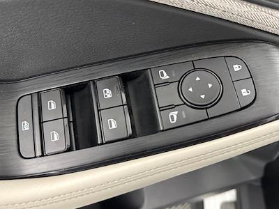 Used 2021 Nissan Rogue - photo 1