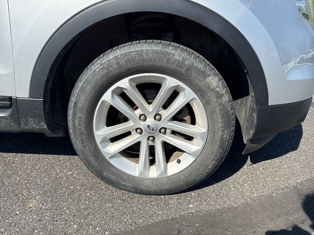Used 2015 Ford Explorer - photo 7
