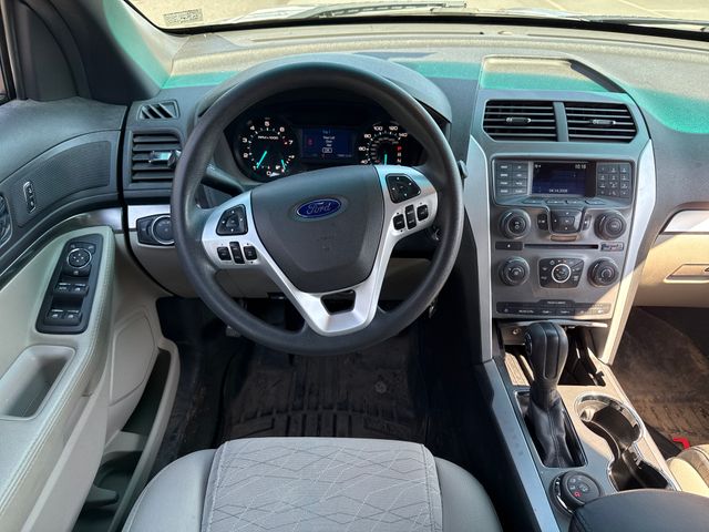 Used 2015 Ford Explorer - photo 14