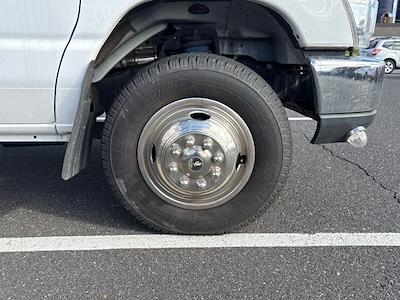 Used 2019 Ford E-450 - photo 1