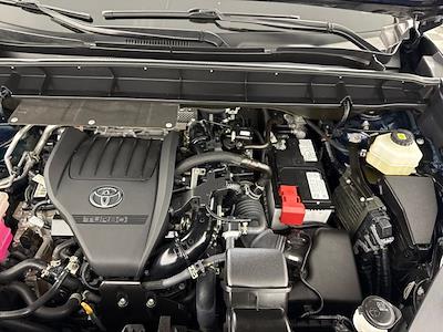 Used 2023 Toyota Highlander - photo 1