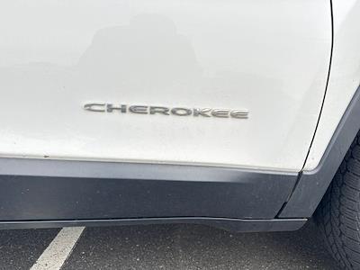 Used 2019 Jeep Cherokee - photo 1