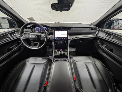 Used 2024 Jeep Grand Cherokee L Limited for sale #251420A - photo 2