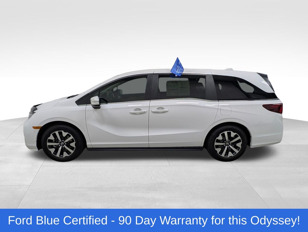 Used 2025 Honda Odyssey - photo 1