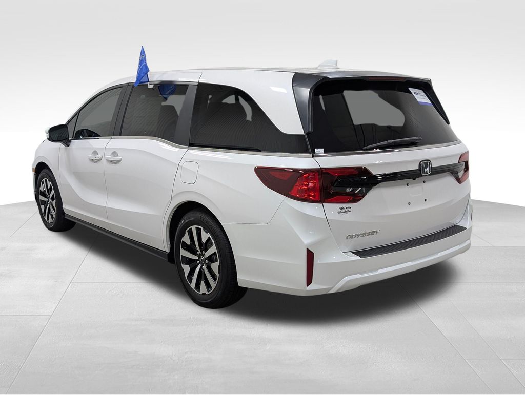Used 2025 Honda Odyssey - photo 25